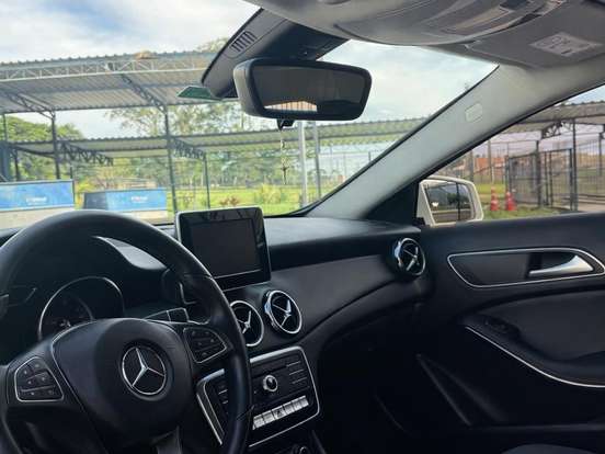 MERCEDES-BENZ-GLA 200-1.6 CGI FLEX STYLE 7G-DCT MERCEDES-BENZ-GLA 200-2018