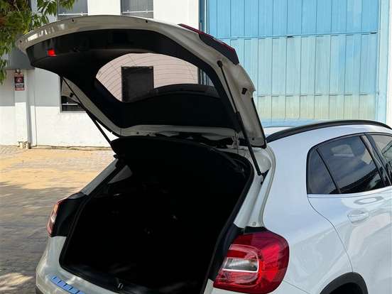 MERCEDES-BENZ-GLA 200-1.6 CGI FLEX STYLE 7G-DCT MERCEDES-BENZ-GLA 200-2018