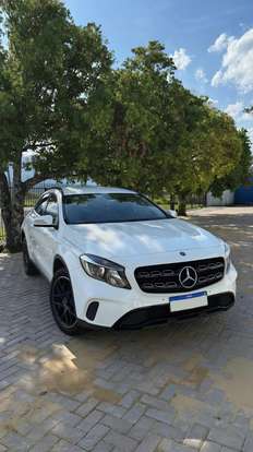 MERCEDES-BENZ-GLA 200-2018