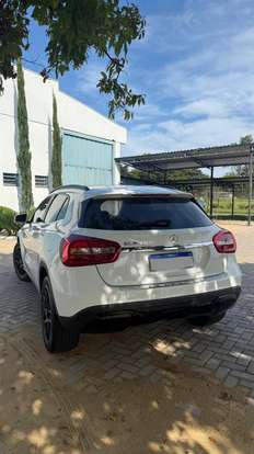 MERCEDES-BENZ-GLA 200-2018