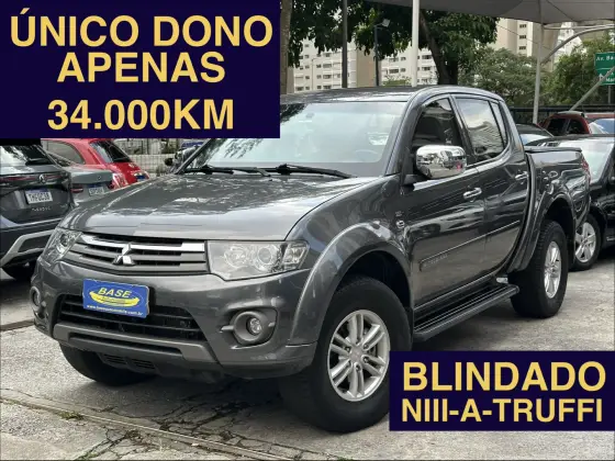 MITSUBISHI L200 TRITON 3.5 HPE 4X4 CD V6 24V FLEX 4P AUTOMÁTICO