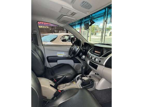 MITSUBISHI-L200 TRITON-3.2 GLS 4X4 CD 16V TURBO INTERCOLER DIESEL 4P MANUAL MITSUBISHI-L200 TRITON-2011