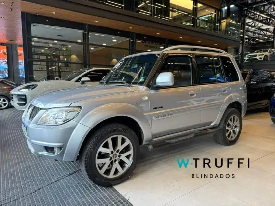 MITSUBISHI PAJERO TR4 2.0 4X4 16V 140CV FLEX 4P AUTOMÁTICO