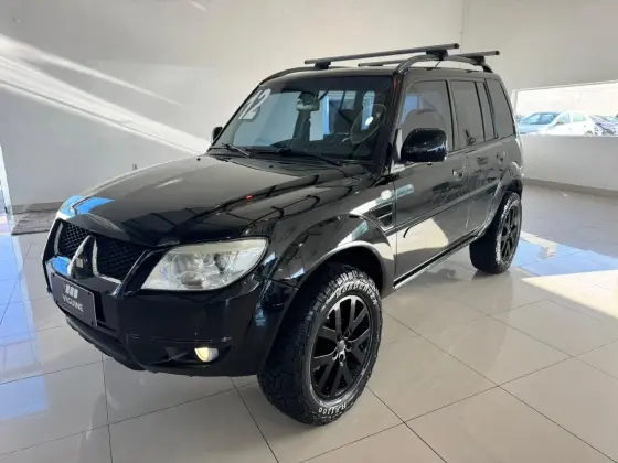 MITSUBISHI PAJERO TR4 2.0 4X4 16V 140CV FLEX 4P AUTOMÁTICO