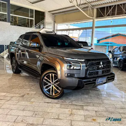 MITSUBISHI TRITON 2.4 BITURBO DIESEL CD KATANA SR80 4X4 AUTOMÁTICO
