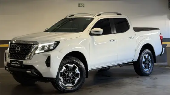 NISSAN FRONTIER 2.3 16V TURBO DIESEL XE CD 4X4 AUTOMÁTICO