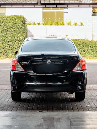 NISSAN-VERSA-2018