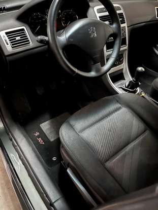 PEUGEOT-307-2009