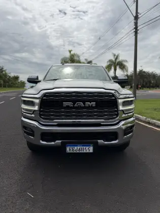 RAM 2500 6.7 I6 TURBO DIESEL LARAMIE CD 4X4 AUTOMÁTICO