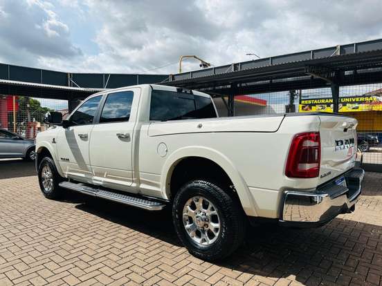 RAM-3500-6.7 I6 TURBO DIESEL LARAMIE CD 4X4 AUTOMÁTICO RAM-3500-2022