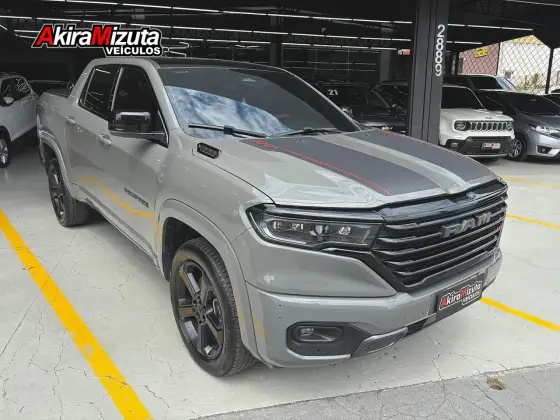 RAM RAMPAGE 2.0 HURRICANE 4 TURBO GASOLINA R/T 4X4 AUTOMÁTICO