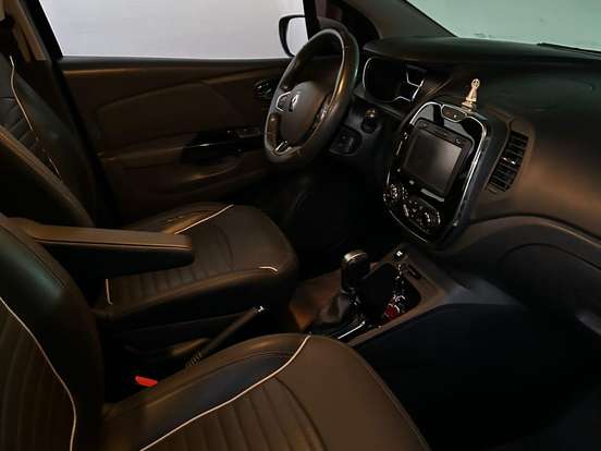 RENAULT-CAPTUR-2.0 16V HI-FLEX INTENSE AUTOMÁTICO RENAULT-CAPTUR-2017