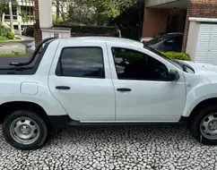 RENAULT OROCH 1.6 16V SCE FLEX PRO MANUAL RENAULT OROCH 1.6 16V SCE FLEX PRO MANUAL