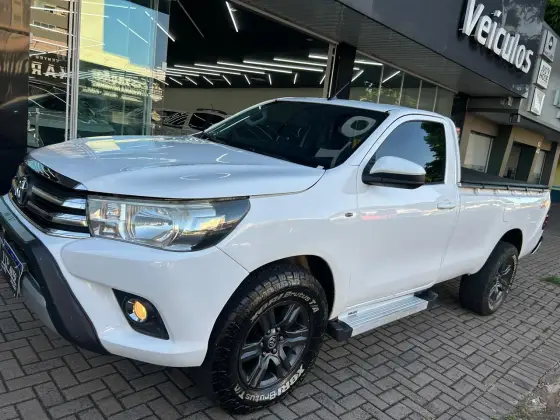 TOYOTA HILUX 2.8 4X4 CS 16V TURBO DIESEL 2P MANUAL