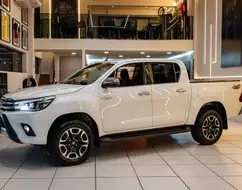 TOYOTA HILUX 2.8 SRX 4X4 CD 16V DIESEL 4P AUTOMÁTICO TOYOTA HILUX 2.8 SRX 4X4 CD 16V DIESEL 4P AUTOMÁTICO