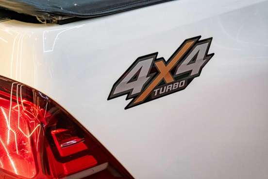 TOYOTA-HILUX-2018