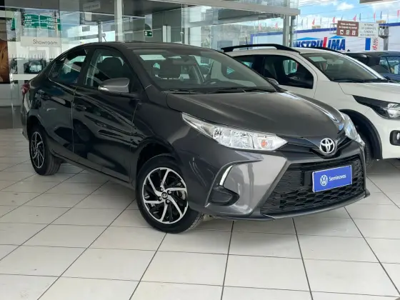 TOYOTA YARIS 1.5 16V FLEX SEDAN XL MULTIDRIVE TOYOTA YARIS 1.5 16V FLEX SEDAN XL MULTIDRIVE