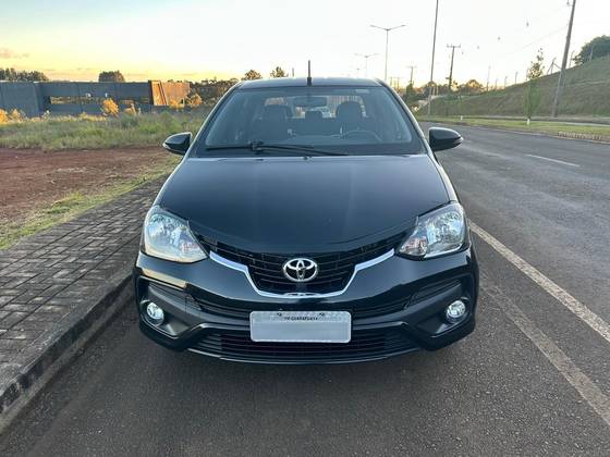 TOYOTA ETIOS 2018 1.5 PLATINUM SEDAN 16V FLEX 4P AUTOMÁTICO
