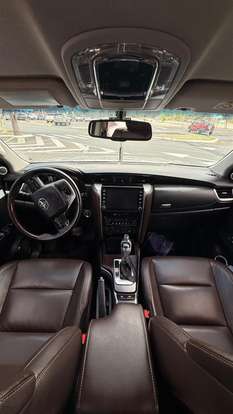 TOYOTA-HILUX SW4-2019