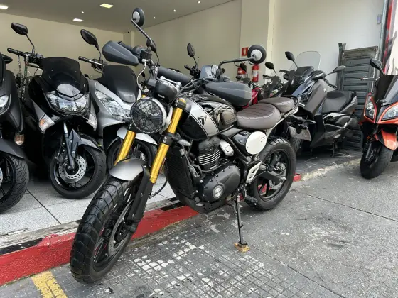 TRIUMPH SCRAMBLER 400 X TRIUMPH SCRAMBLER 400 X