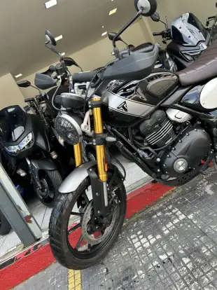 TRIUMPH-SCRAMBLER 400 X TRIUMPH-SCRAMBLER 400 X-2025