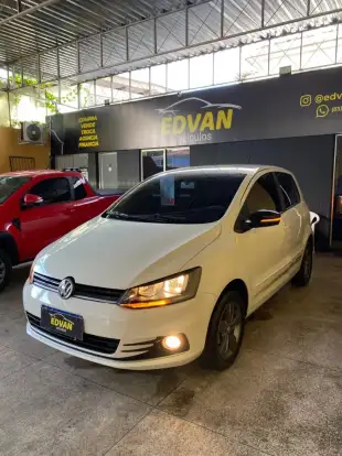 VOLKSWAGEN-FOX-1.6 MSI TOTAL FLEX CONNECT 4P MANUAL VOLKSWAGEN-FOX-2020