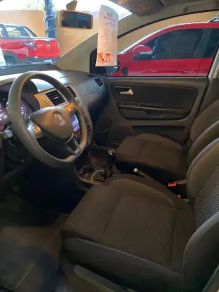 VOLKSWAGEN-FOX-2020