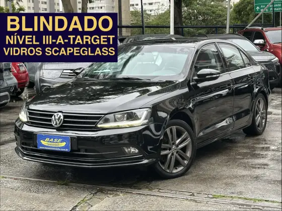 VOLKSWAGEN JETTA 2.0 TSI HIGHLINE 211CV GASOLINA 4P TIPTRONIC VOLKSWAGEN JETTA 2.0 TSI HIGHLINE 211CV GASOLINA 4P TIPTRONIC