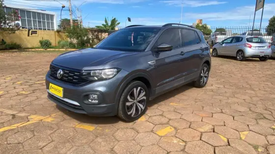 VOLKSWAGEN T-CROSS 1.0 200 TSI TOTAL FLEX COMFORTLINE AUTOMÁTICO