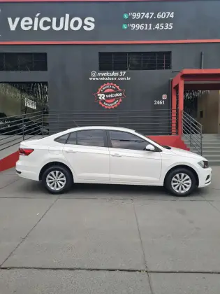 VOLKSWAGEN VIRTUS 1.6 MSI TOTAL FLEX AUTOMÁTICO