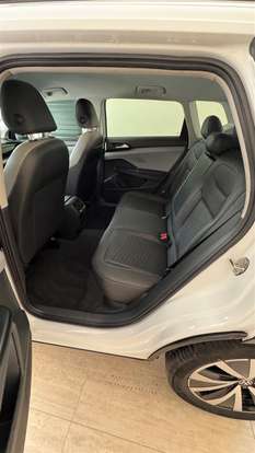 VOLKSWAGEN-TAOS-2023