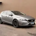 VOLVO V40 1.5 T3 KINETIC GASOLINA 4P AUTOMÁTICO VOLVO V40 1.5 T3 KINETIC GASOLINA 4P AUTOMÁTICO