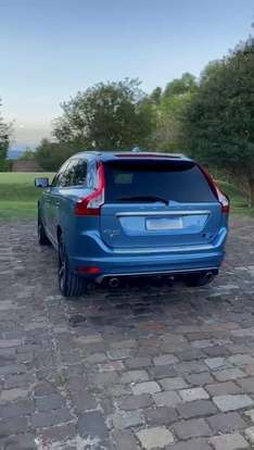 VOLVO-XC60-2014