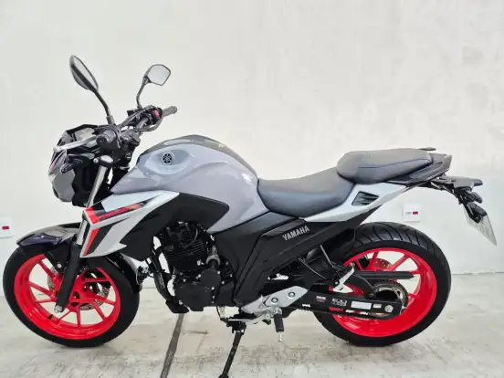 YAMAHA-FZ25 FAZER CONNECTED ABS YAMAHA-FZ25 FAZER CONNECTED ABS-2025
