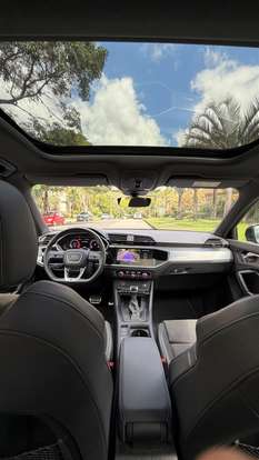 AUDI-Q3-2022