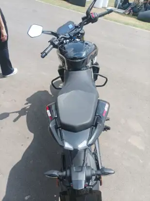 BAJAJ-DOMINAR NS400Z-2026