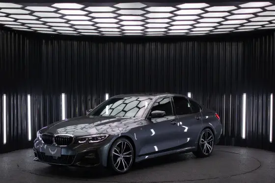 BMW 320i 2.0 16V TURBO GASOLINA M SPORT AUTOMÁTICO