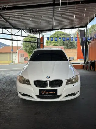BMW 320i 2.0 TOP 16V GASOLINA 4P AUTOMÁTICO