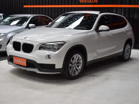 BMW-X1-2.0 20I 4X2 16V FLEX 4P AUTOMÁTICO BMW-X1-2014