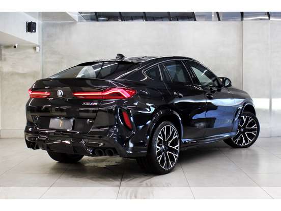 BMW-X6-4.4 M 4X4 COUPÉ V8 32V BI-TURBO GASOLINA 4P AUTOMÁTICO BMW-X6-2021