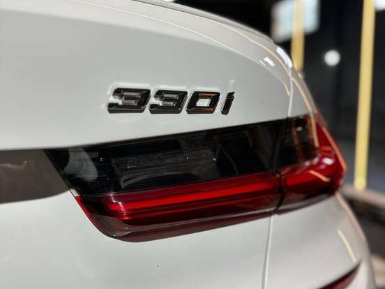 BMW-330i-2.0 16V TURBO GASOLINA M SPORT AUTOMÁTICO BMW-330i-2019