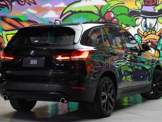 BMW-X1-2022