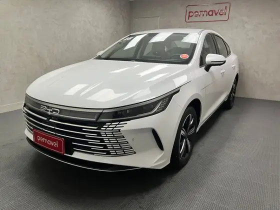 BYD KING 1.5 DM-I PHEV GS AUTOMÁTICO BYD KING 1.5 DM-I PHEV GS AUTOMÁTICO