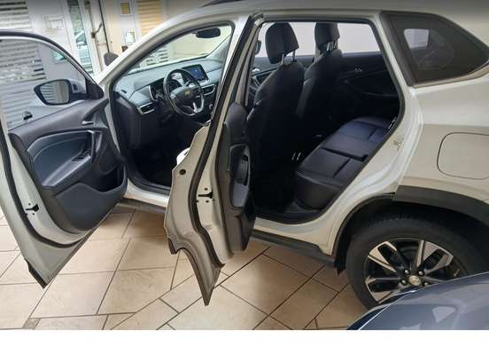 CHEVROLET-TRACKER-2021