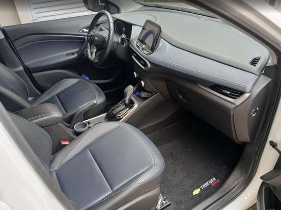 CHEVROLET-TRACKER-2021