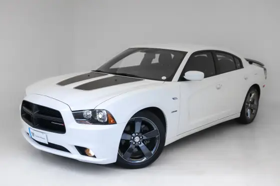 DODGE CHARGER 5.7 R/T HEMI V8 GASOLINA 4P AUTOMÁTICO