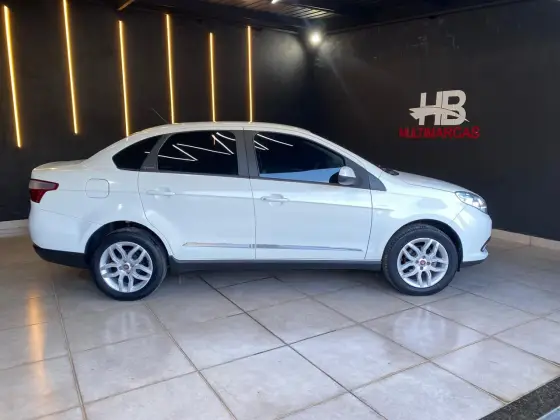 FIAT GRAND SIENA 1.6 MPI ESSENCE 16V FLEX 4P AUTOMATIZADO