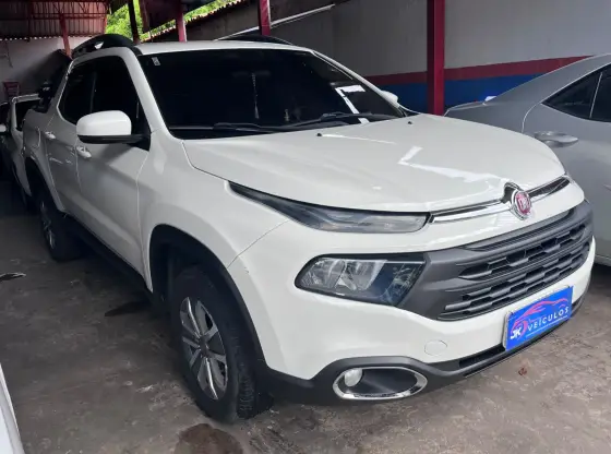 FIAT TORO 1.8 16V EVO FLEX FREEDOM AT6 FIAT TORO 1.8 16V EVO FLEX FREEDOM AT6