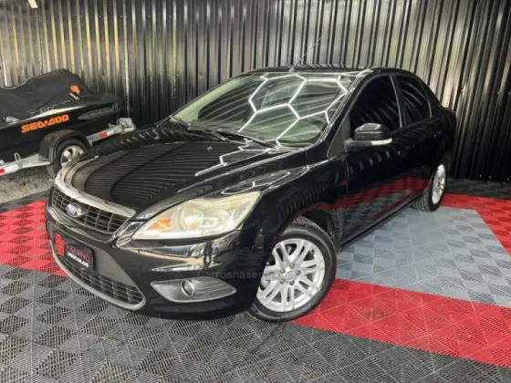 FORD FOCUS 2.0 GLX 16V FLEX 4P AUTOMÁTICO FORD FOCUS 2.0 GLX 16V FLEX 4P AUTOMÁTICO