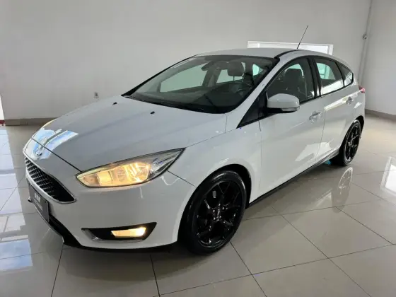 FORD FOCUS 2.0 SE PLUS 16V FLEX 4P POWERSHIFT